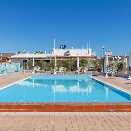 Italian Experience- Bellamare Villa Porto Recanati